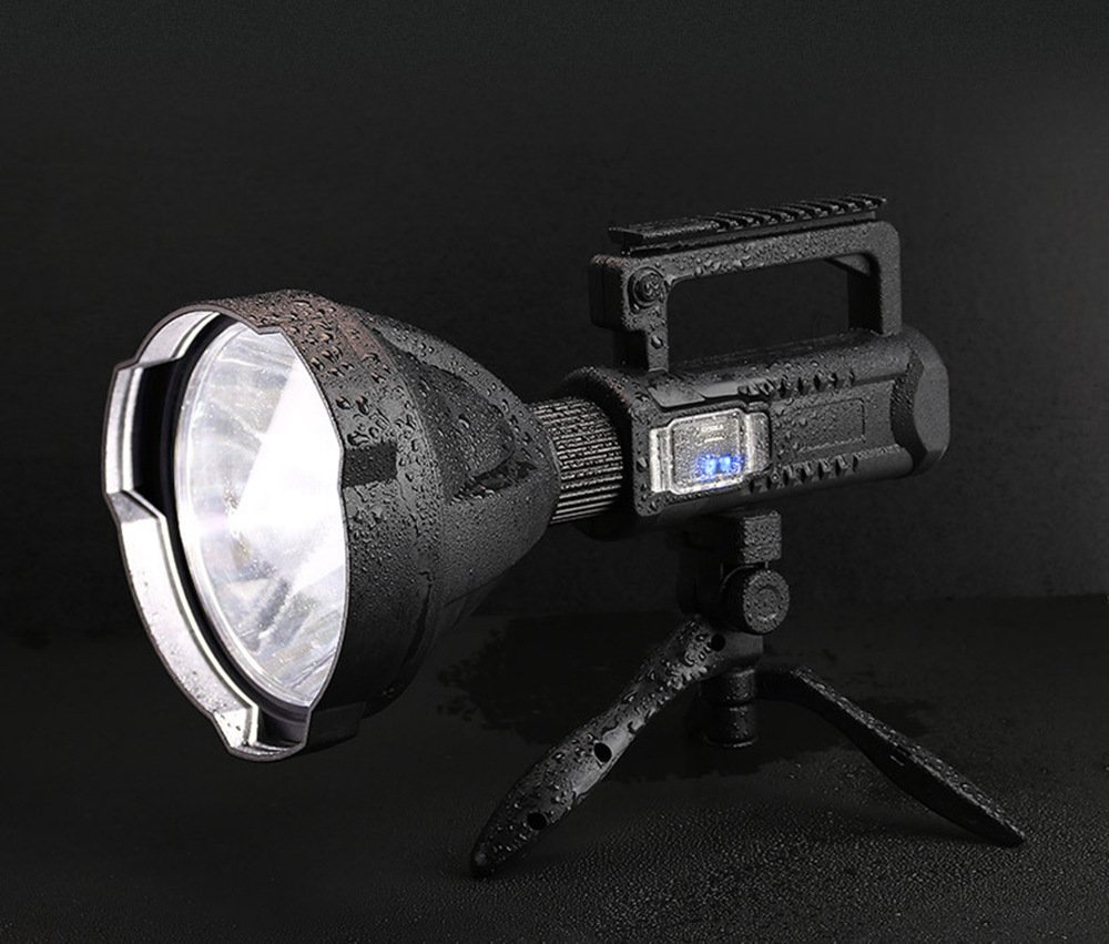 Reflector de luz fuerte P70 para exteriores, linterna LED multifunción, de largo alcance, impermeable, recargable, portátil, novedad