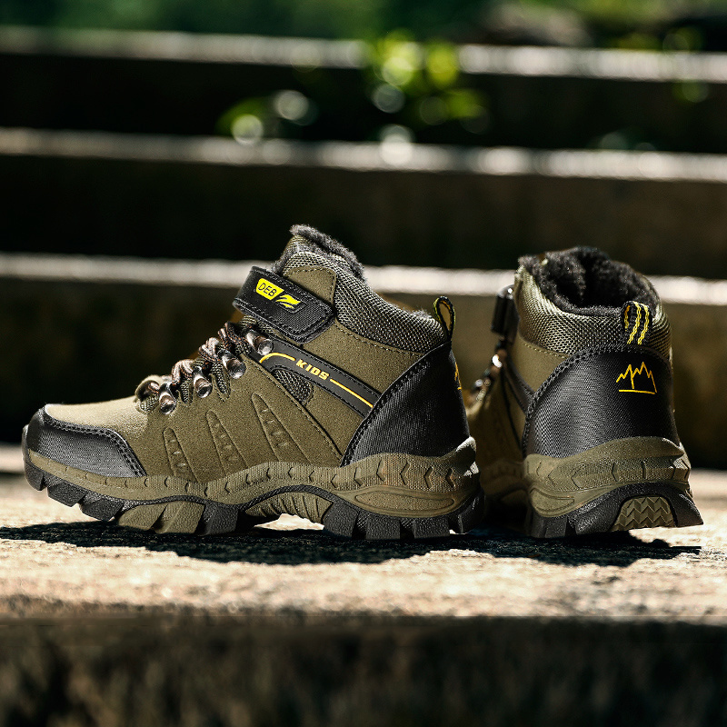 Zapatos deportivos de senderismo para niños, zapatillas de Trekking antideslizantes, calzado para escalar, cálidas, de piel, para Otoño e Invierno