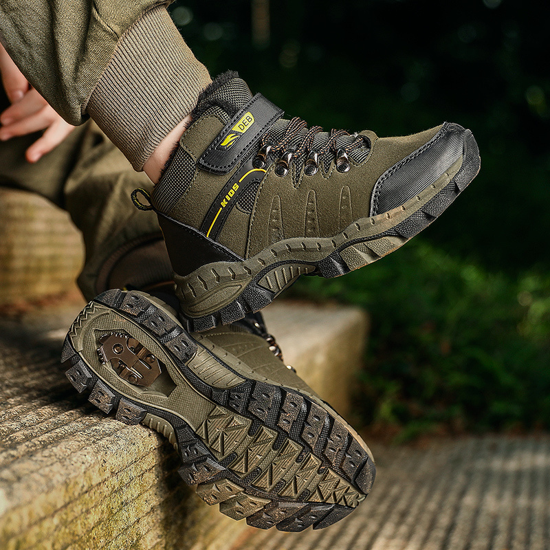 Zapatos deportivos de senderismo para niños, zapatillas de Trekking antideslizantes, calzado para escalar, cálidas, de piel, para Otoño e Invierno
